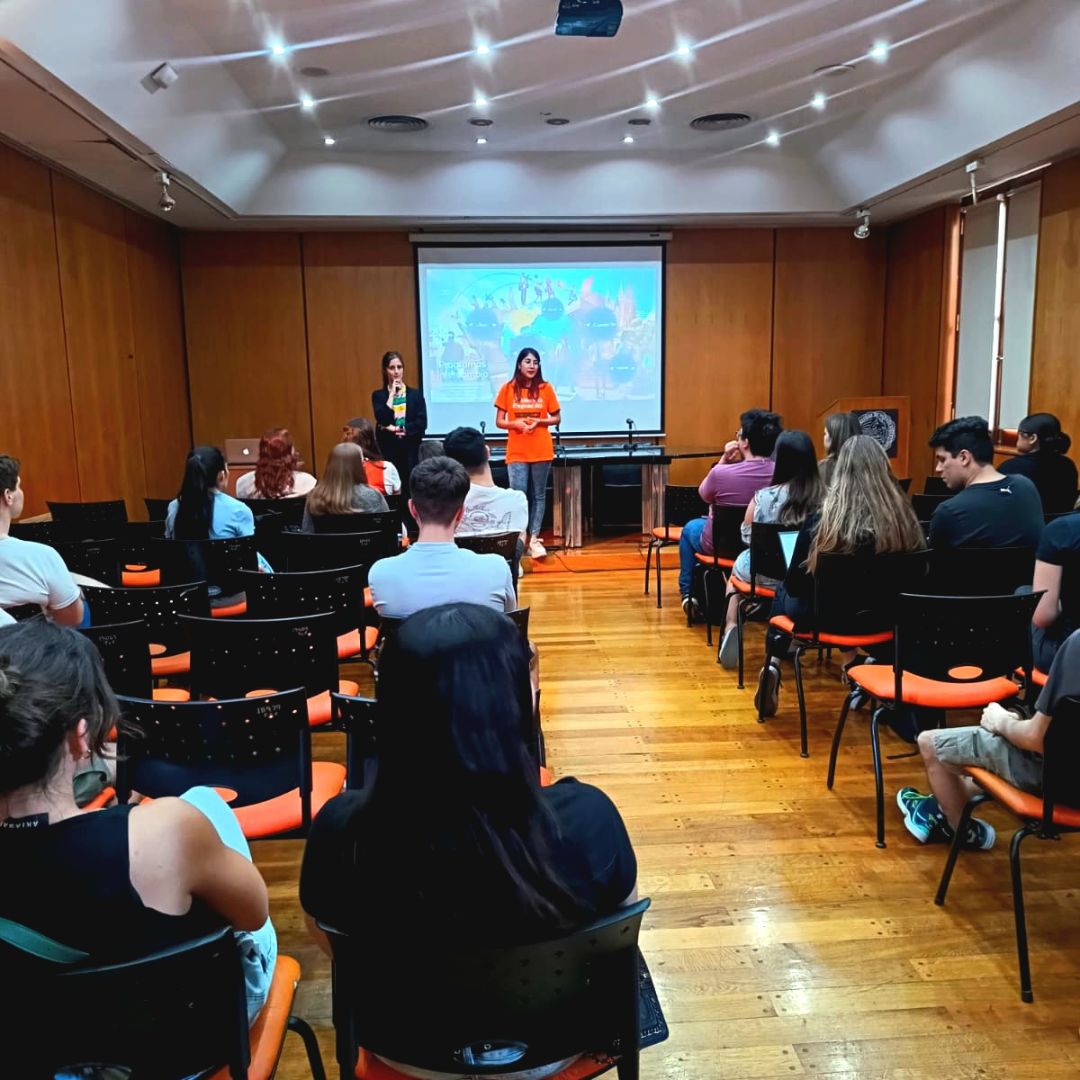 Reunión Informativa sobre Intercambio Estudiantil Internacional