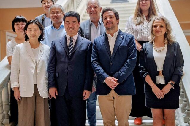 Construyendo lazos con China: Universidad de Xuchang