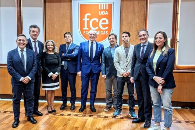 Visita de la Università degli Studi di Napoli Parthenope