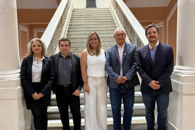 Visita de la Universidad del Valle, Colombia