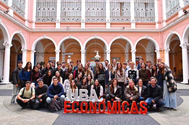 Récord de estudiantes de intercambio: más estudiantes de la FCE en el mundo y más estudiantes del mundo en la FCE