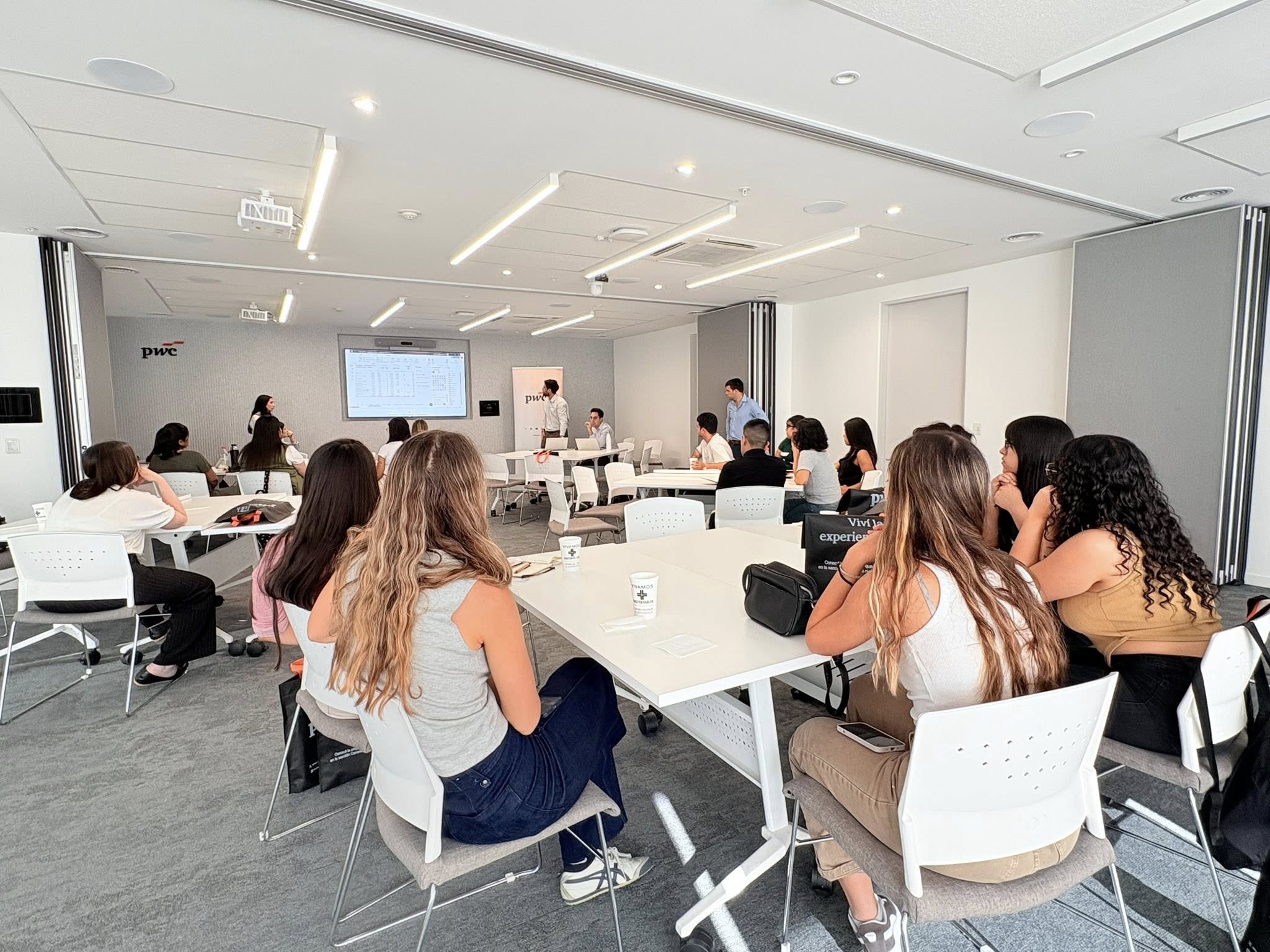 Conectar con las empresas líderes