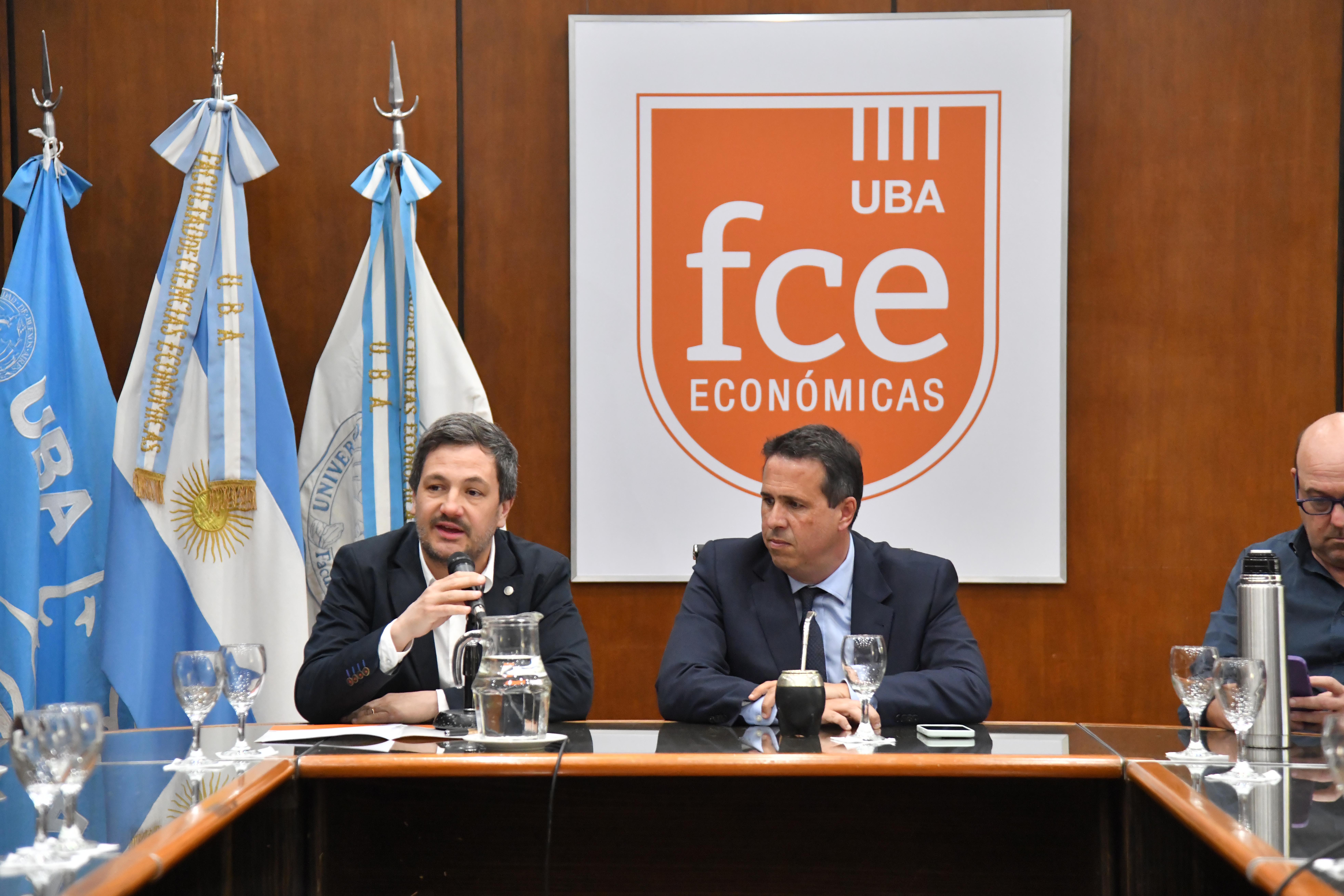 Ciclo de conferencias de Embajadores