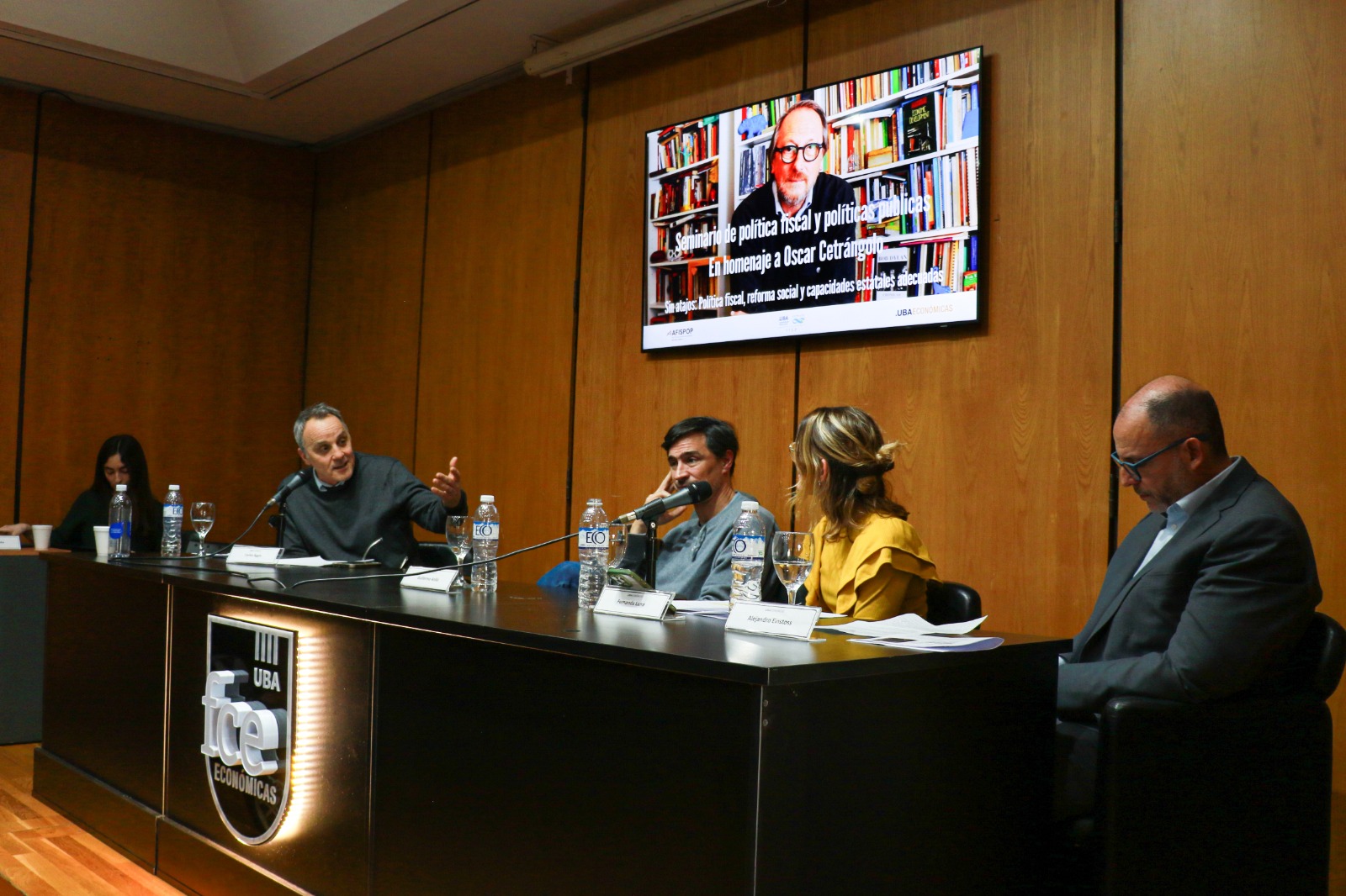 Homenaje al profesor Oscar Cetrángolo en UBA Económicas